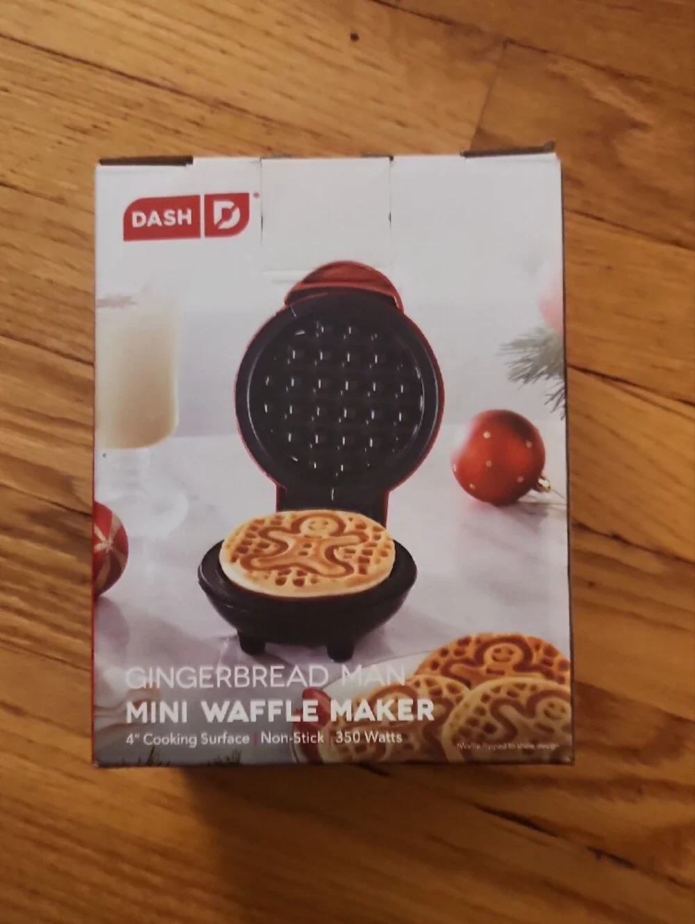 Dash Gingerbread Man Mini Waffle Maker Brand New